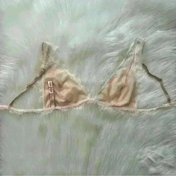 Victoria's Secret Delicate Eyelash Lace Bralette Medium - Picture 7 of 7